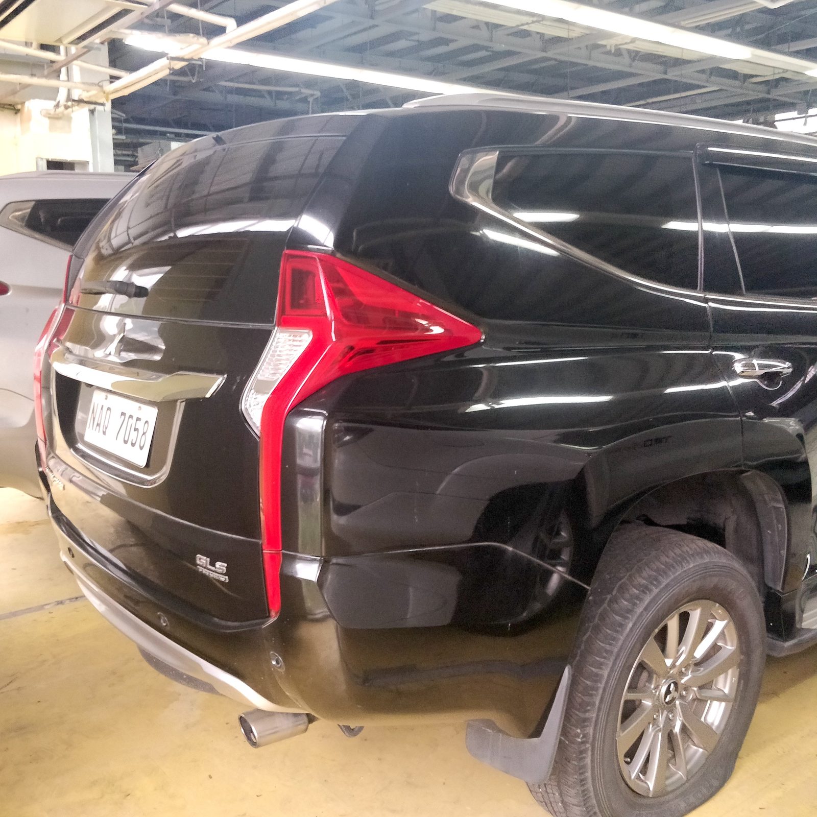 Mitsubishi Montero Sport photo 8