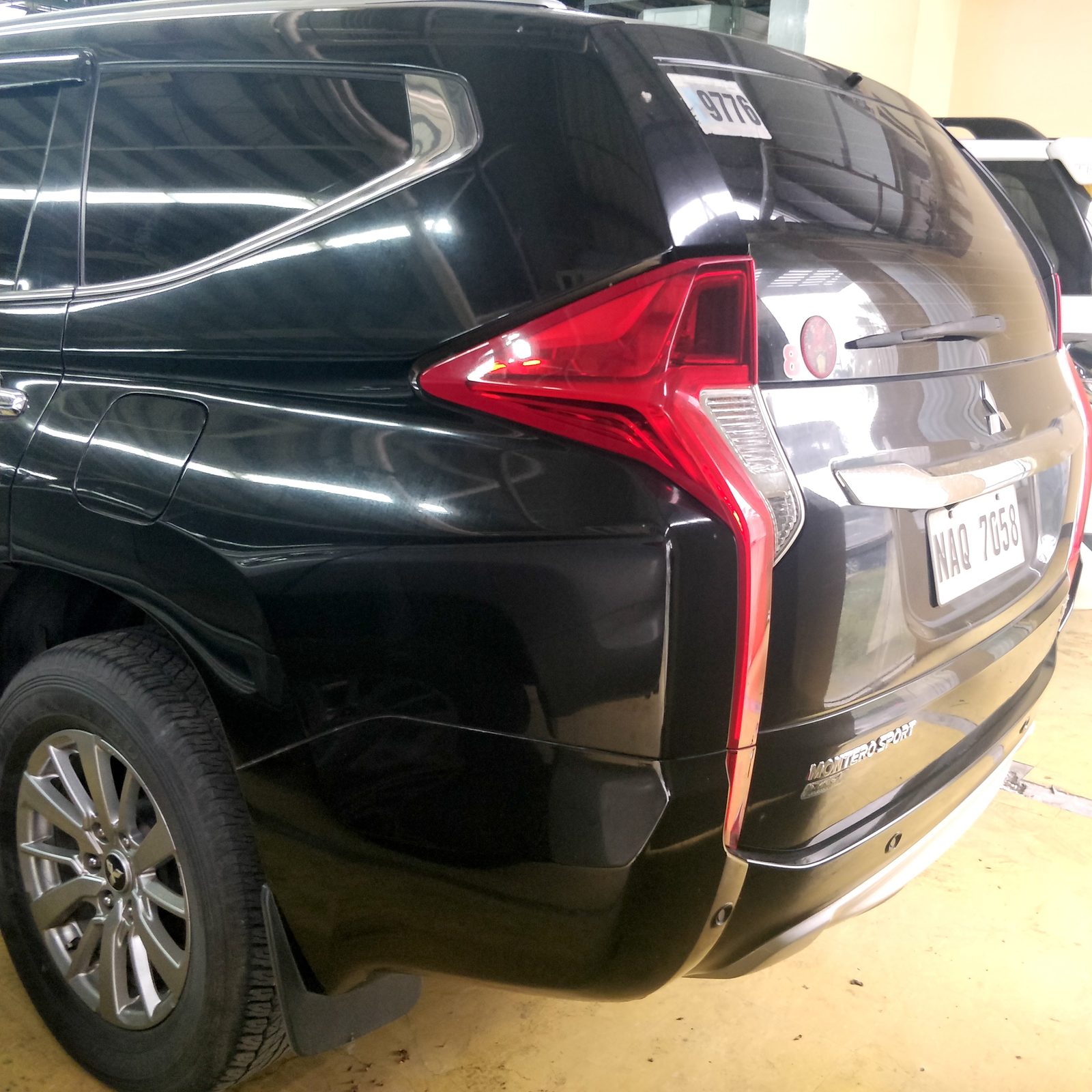 Mitsubishi Montero Sport photo 10