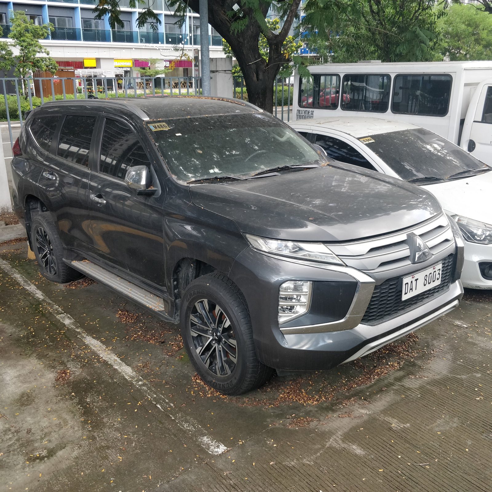 Mitsubishi Montero Sport GLX 4x2 2.4D, M/T, DSL photo 2