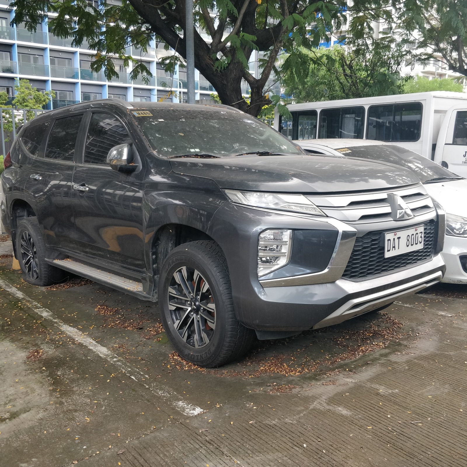 Mitsubishi Montero Sport GLX 4x2 2.4D, M/T, DSL photo 3