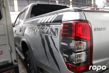 Mitsubishi Strada photo 6
