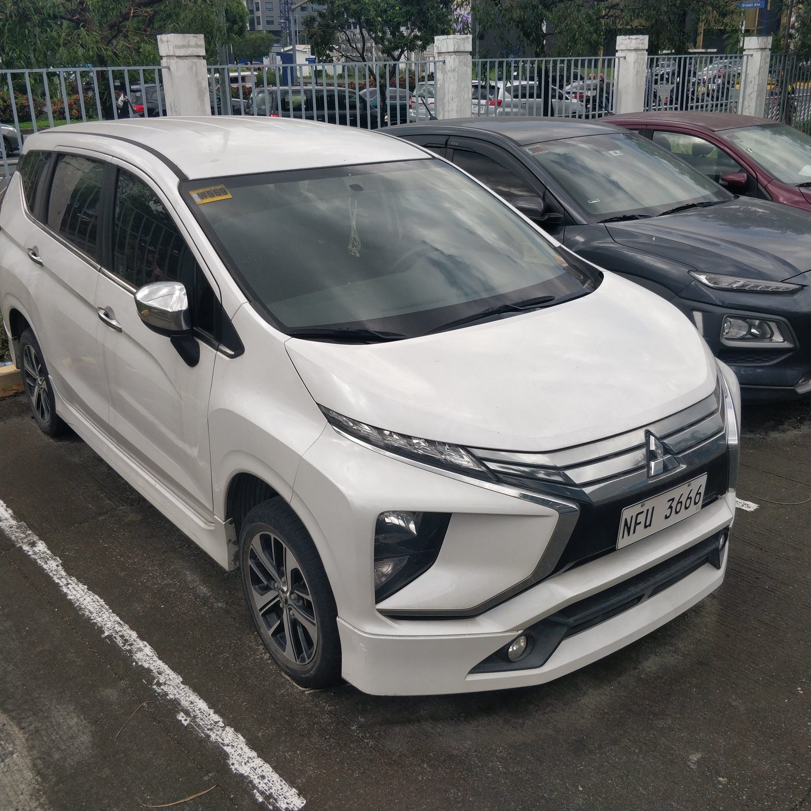 Mitsubishi Xpander photo 2
