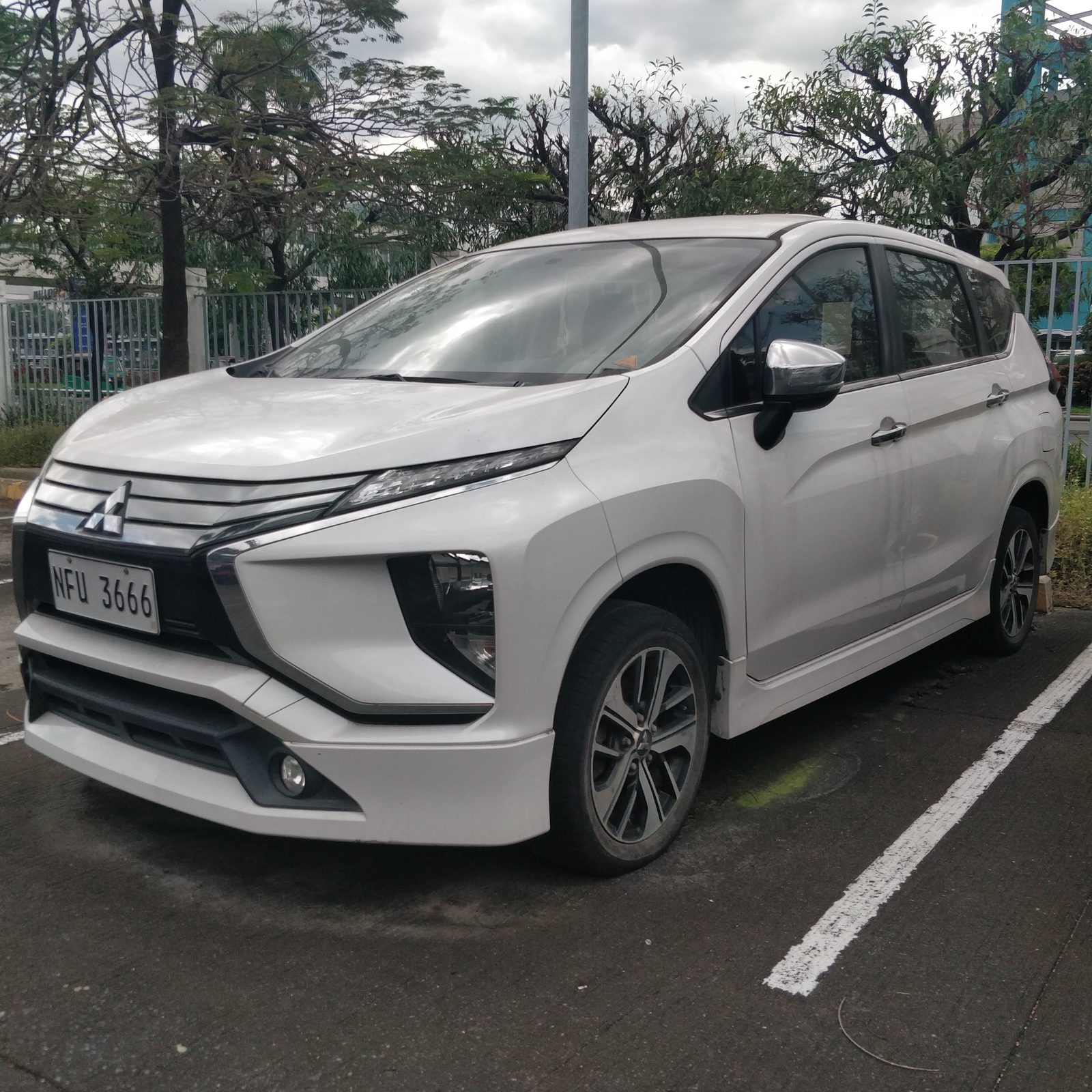 Mitsubishi Xpander photo 4