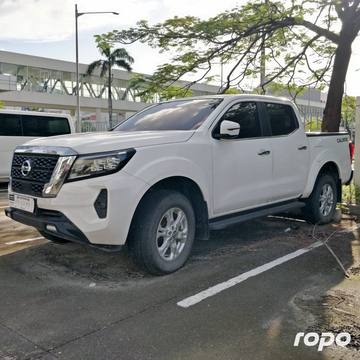 NIssan Navara photo 4