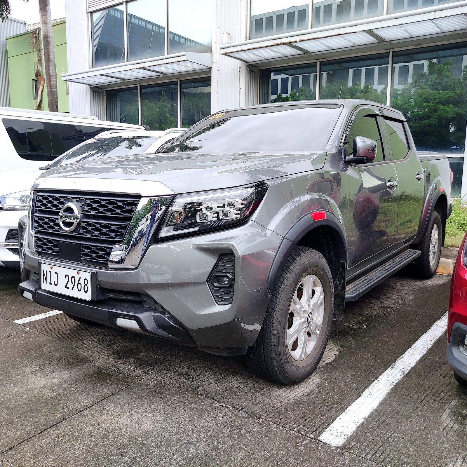 2023 Nissan Navara VE Calibre 2.5L 4x2, AT, DSL 11T photo 5