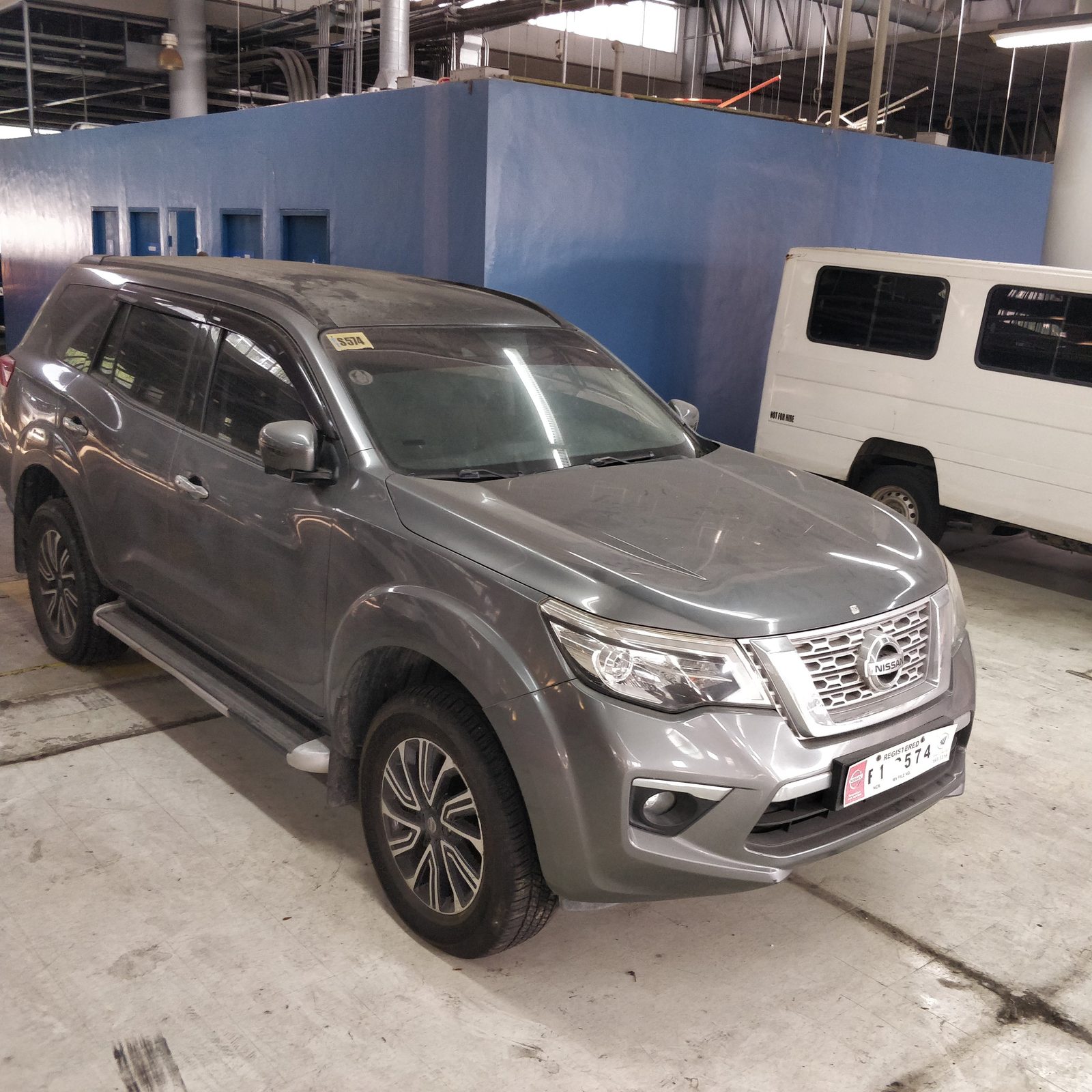 Nissan Terra photo 2