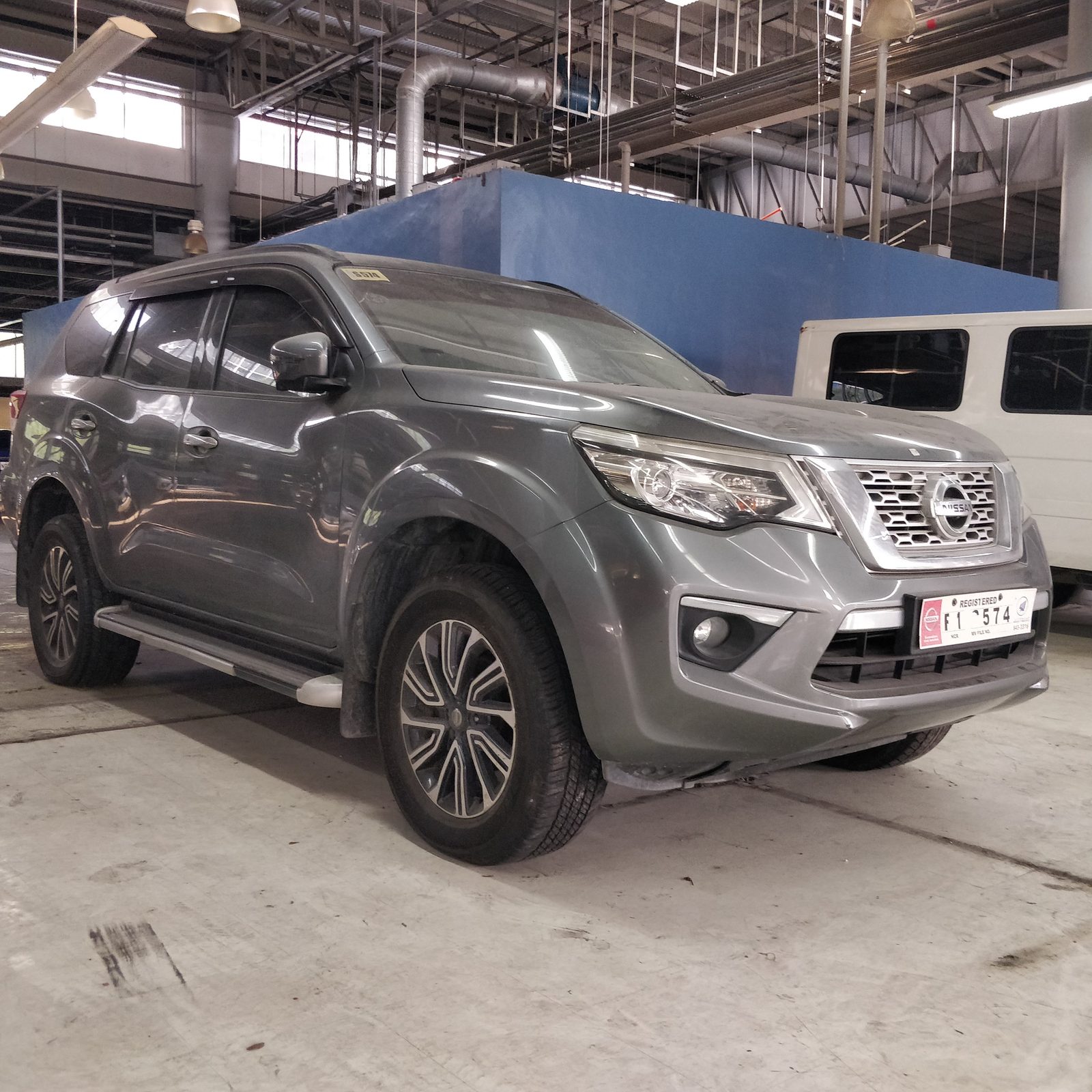 Nissan Terra photo 4