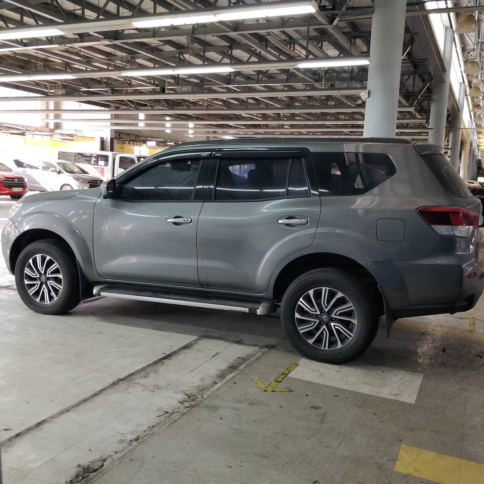 Nissan Terra photo 5