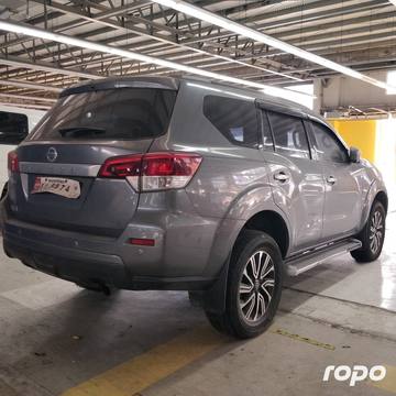 Nissan Terra photo 7