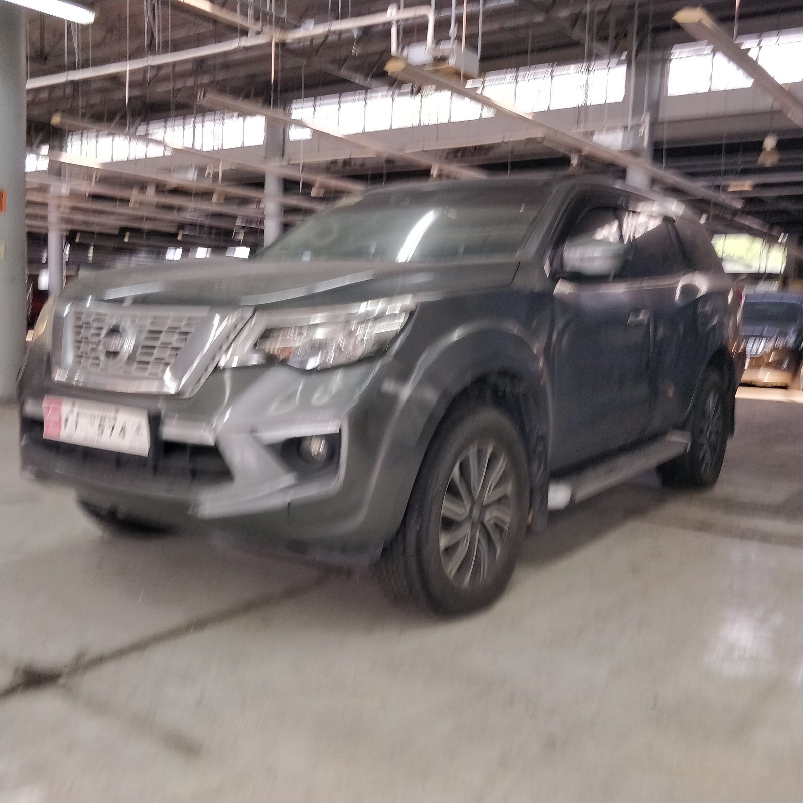 Nissan Terra photo 9