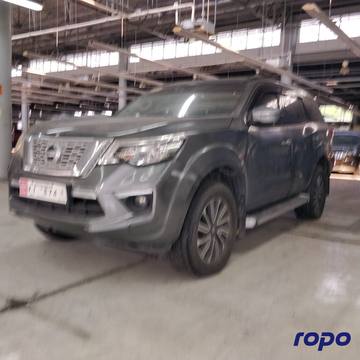Nissan Terra photo 9