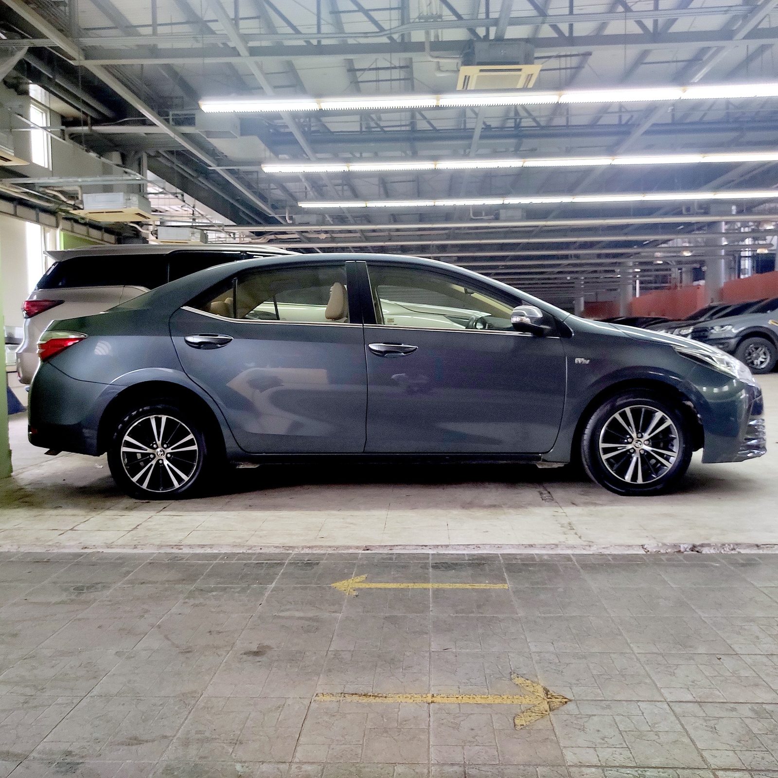 2018 Toyota Corolla Altis 1.6 G, M/T, GAS 68T photo 3
