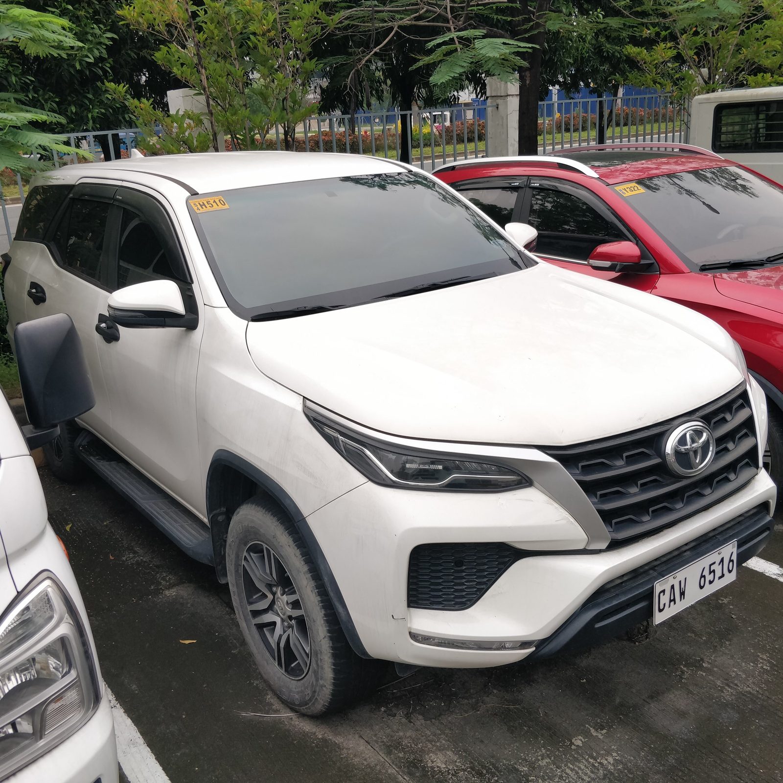 Toyota Fortuner photo 2