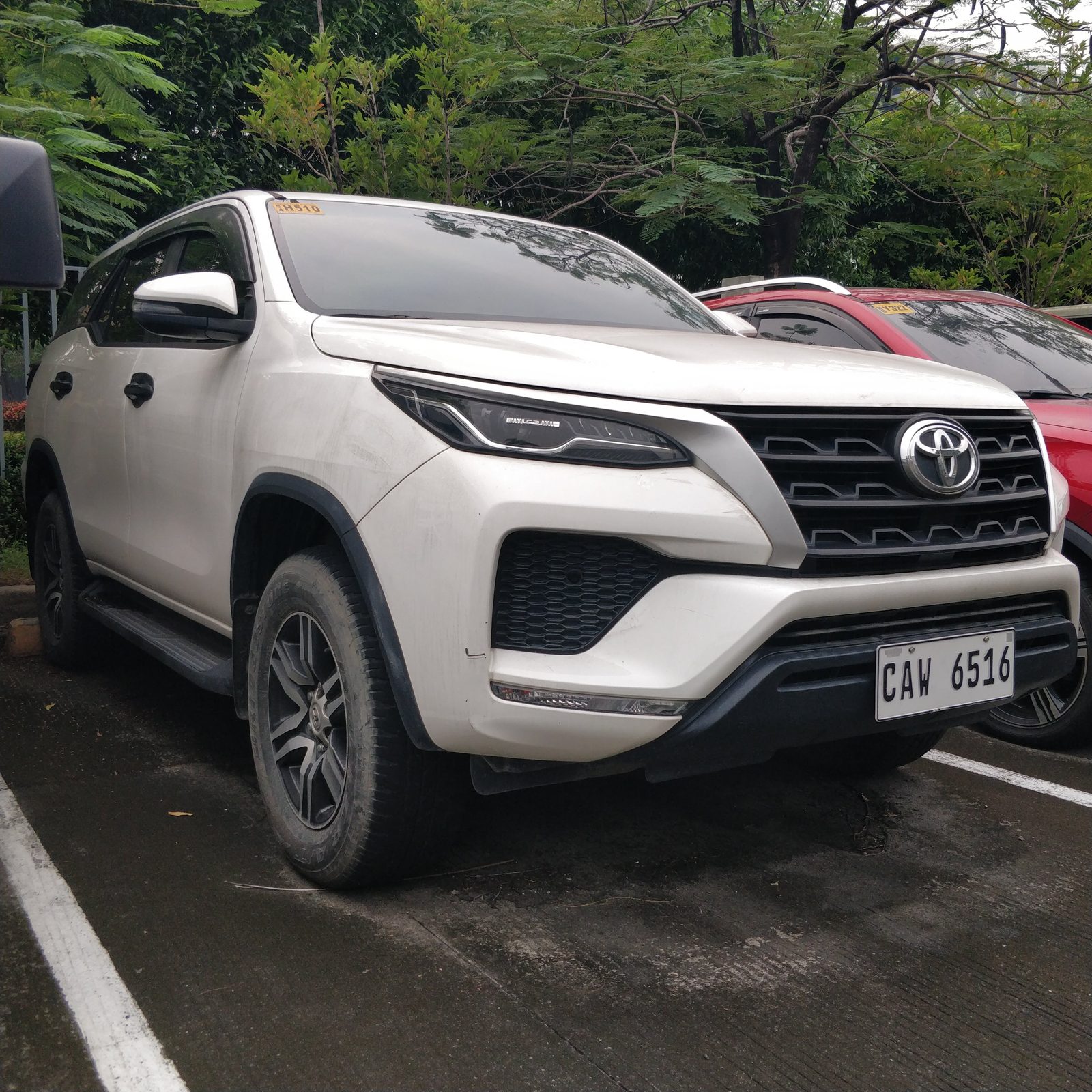 Toyota Fortuner photo 4