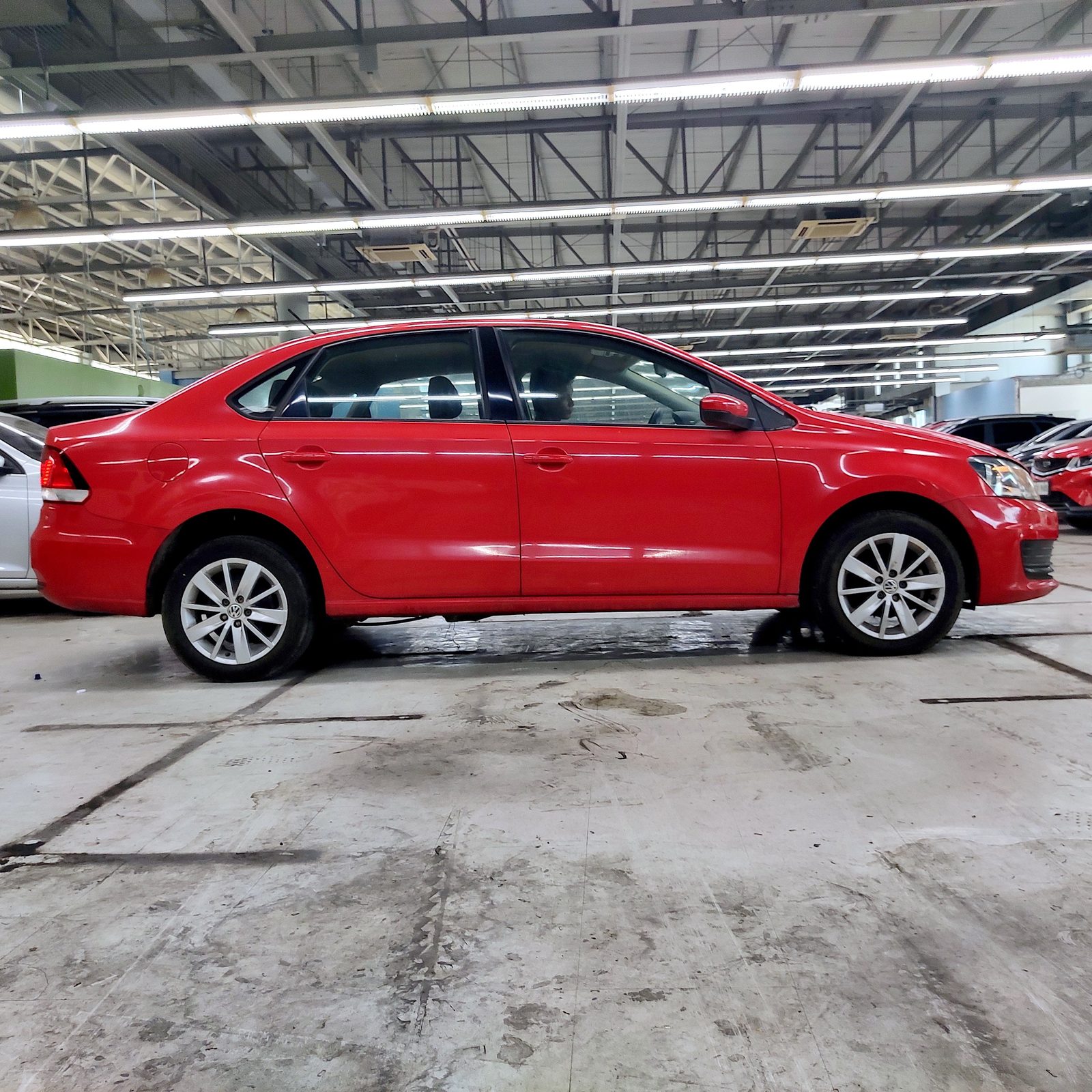Volkswagen Polo photo 8
