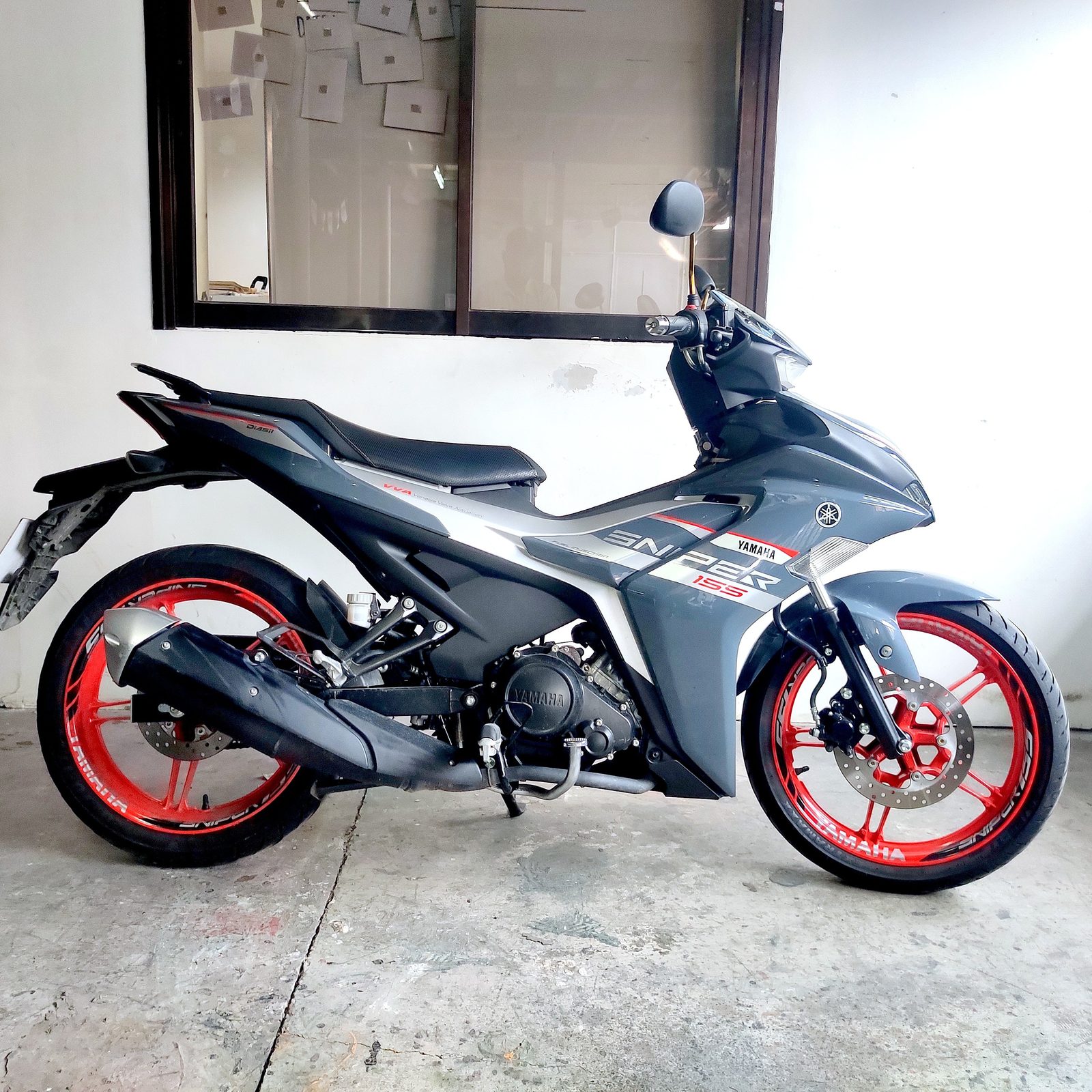 Yamaha Sniper 155 photo 2